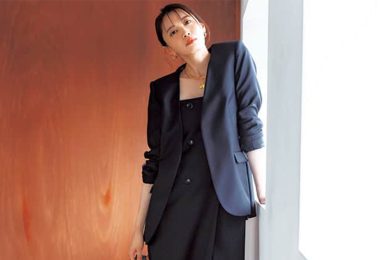 パンプスの新星「とんがりオープントウ」で40代のパンツコーデが垢抜ける！万能カラー2選