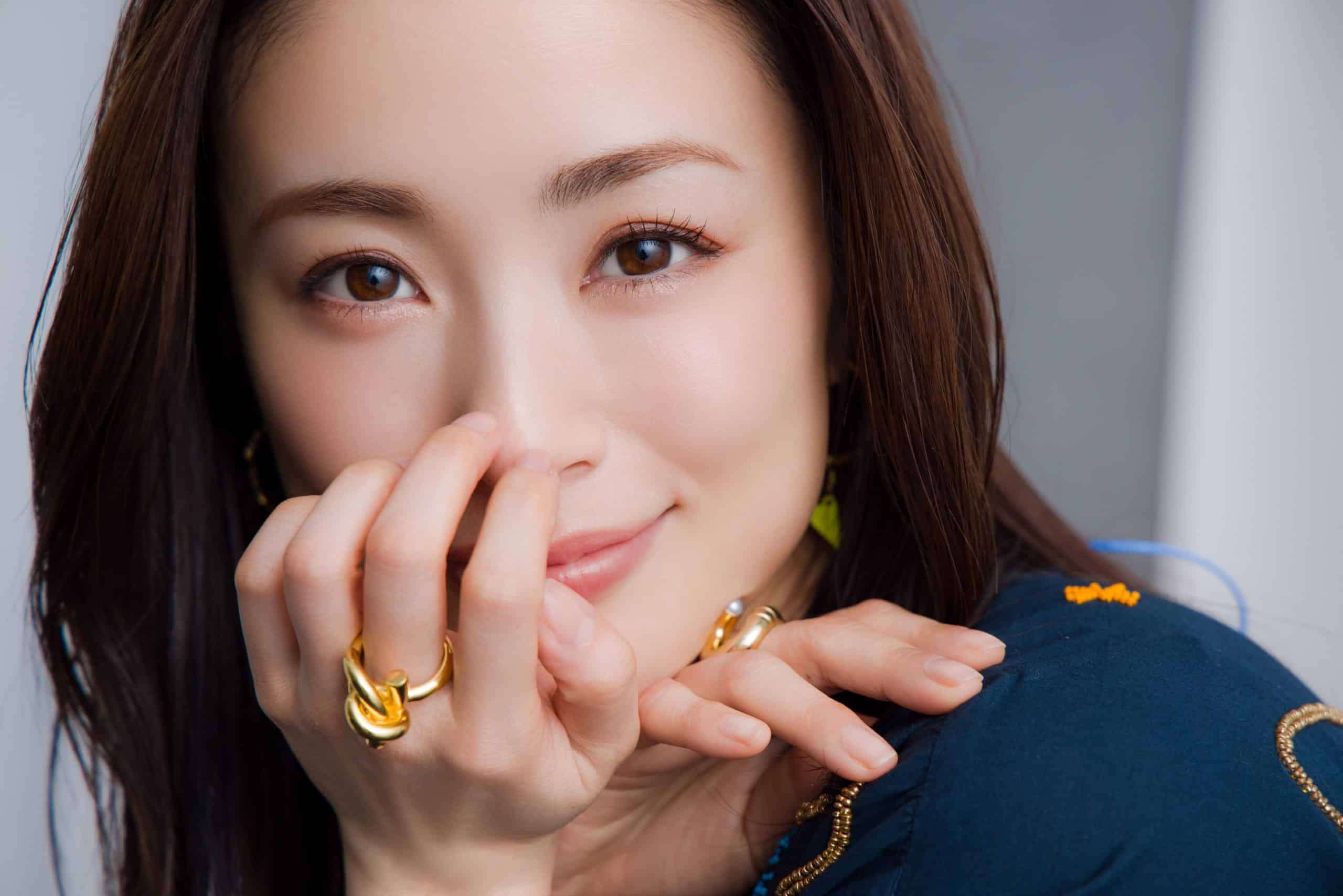 特別カット集】上戸彩さん 本当に3児の母!?その透明感にスタッフも