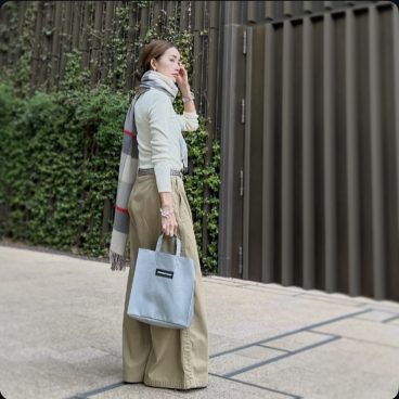 寒暖差の春、アウターなしでも安心なストールのオシャレ【モデル私服コーデ】