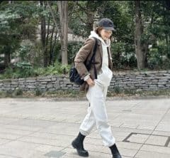 肌寒いけど、春コーデでいたい日は〈アウターがわりにジャケット〉を【モデル私服コーデ】