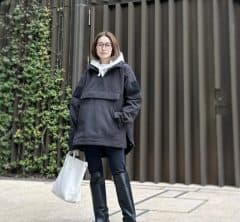 トレンドのレギンススタイルには長めトップスがやっぱり安心【モデル私服コーデ】