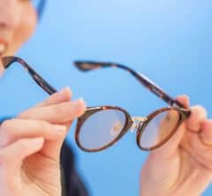 まさに今必要！40代に似合う【メガネ】花粉対策～旅行まで使える〈5選〉