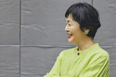 【特別カット集】小林聡美さん（60）の放つ若々しさ「こんなにライトグリーンが似合う60代見たことない」