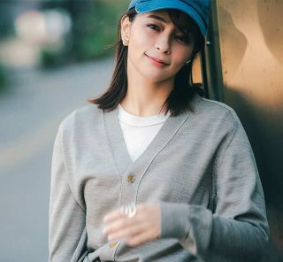 40代の【いちばん使えるパンツの色】が「黒以外」に変わった！合わせやすいのに今っぽい！