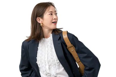 デニムに“ワイド以外”のブーム到来！「ゆったりなのにキレイ見え」で40代の新定番に