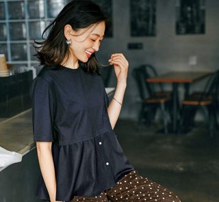 学校も職場もコーデに迷わない！40代の新年度は【ネイビートップス】が正解