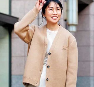 大流行「レースキャミ」オシャレな40代が選んでる〈色・丈〉合わせ方は？着回しコーデ４選