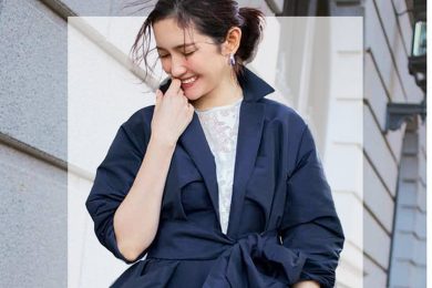 春の「コートを着てても、脱いでもオシャレ」なトップス〈3選〉ランチ会や保護者会にも◎