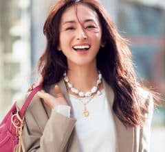 気温上昇！コートを脱いで【ジャケット×花柄スカート】で春支度