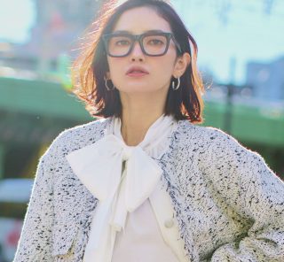 【40代のお仕事コーデ】春はラクして映えるデザインタックパンツにアプデ！