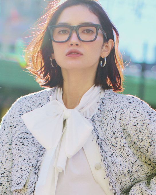 【40代のお仕事コーデ】春はラクして映えるデザインタックパンツにアプデ！