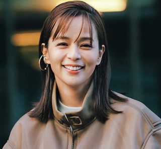 透け感×ベージュで旬の顔！【シアーブルゾン】が春コーデの頼れる味方