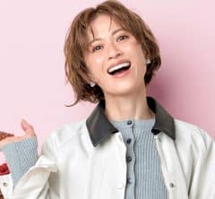 お花見は【春アウター×短か丈カーデ】のレイヤードで上手に寒暖差対策