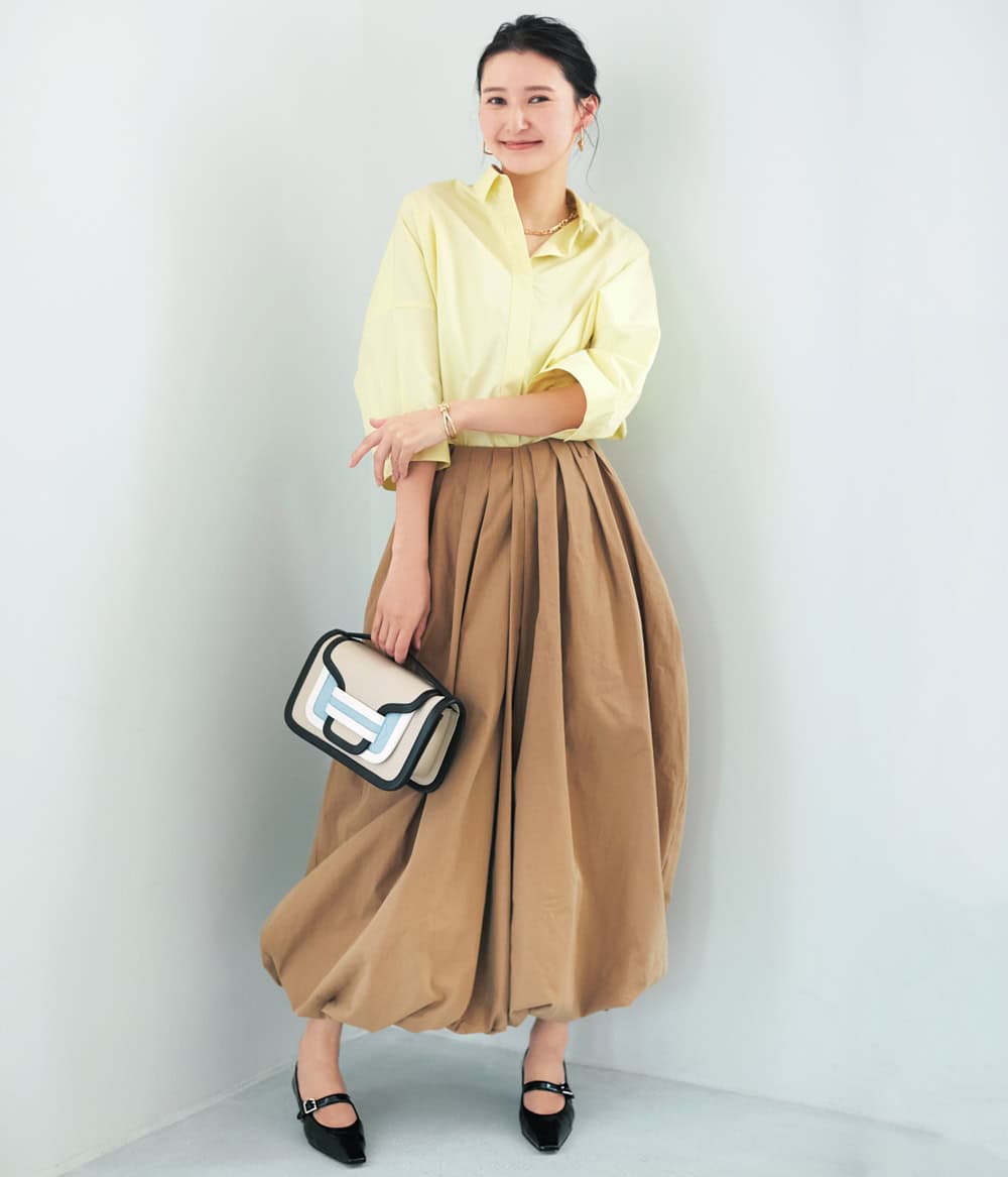 美優 イエローシャツ バルーンスカート コーデ