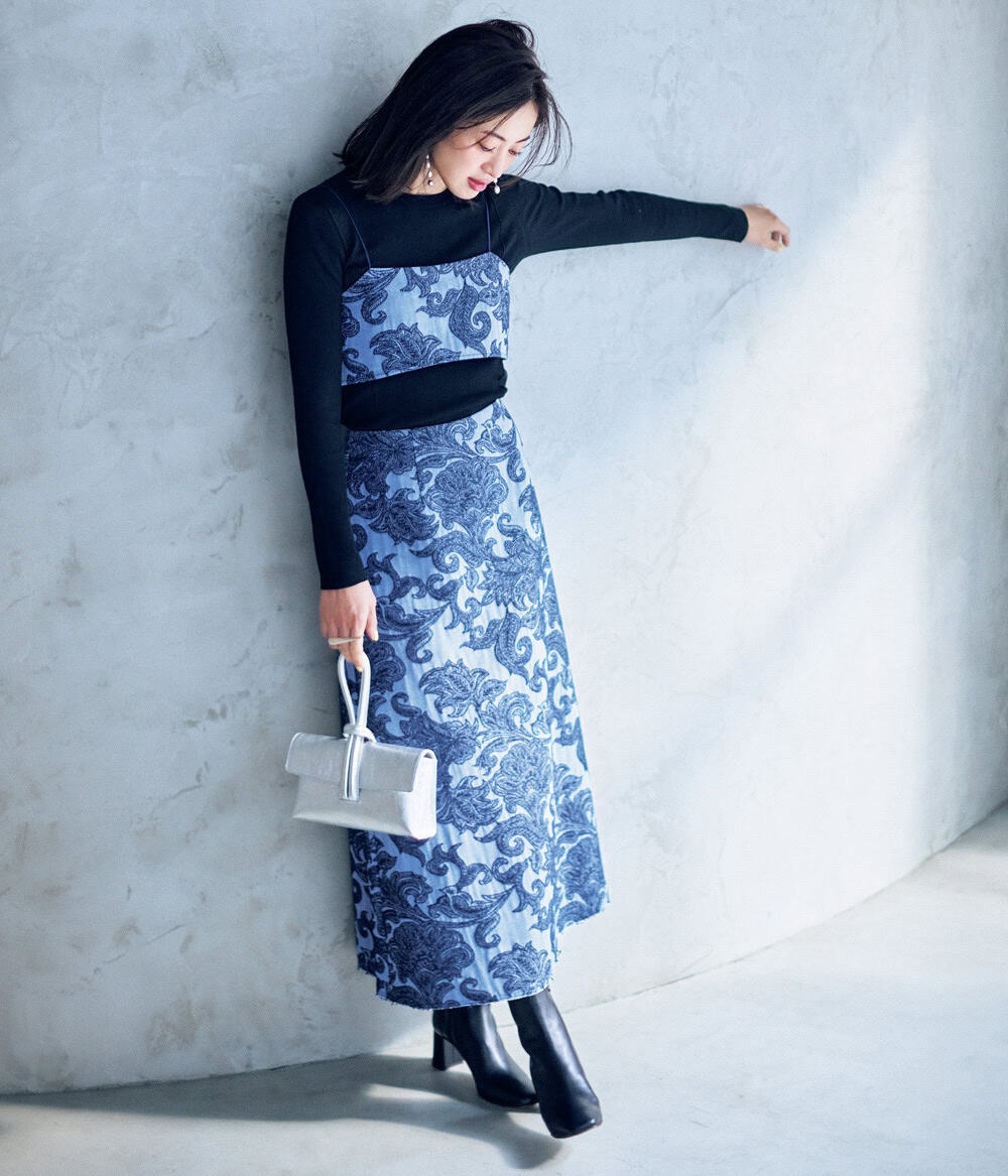 高垣麗子 ビスチェ ロングスカート ネイビーコーデ