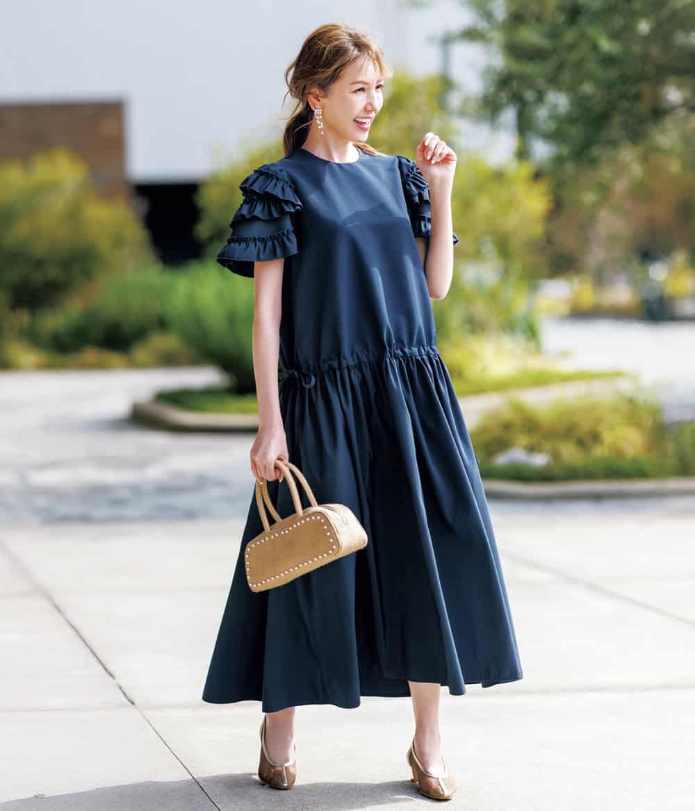 美香 ネイビー ワンピース コーデ