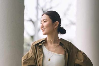 初夏の旅行にも！きれいめ派40代の「女っぽスニーカーコーデ」＜12選＞