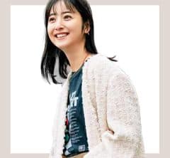 今年の春夏は「花柄」ブーム！40代が“甘見えせす”垢抜けるアイテムは？〈4選〉