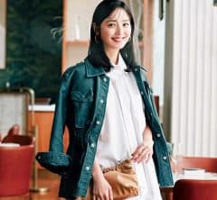 ママ友ランチにもぴったり！40代が品よく華やぐ「今どき花柄コーデ」３選