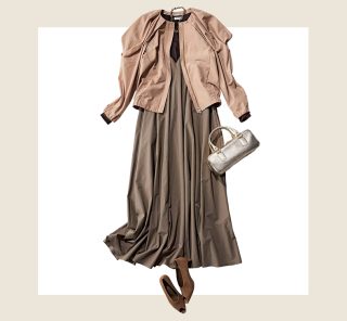 40代、春の体型カバーは【ワンピース×短め丈の羽織り】で成功！〈2選〉