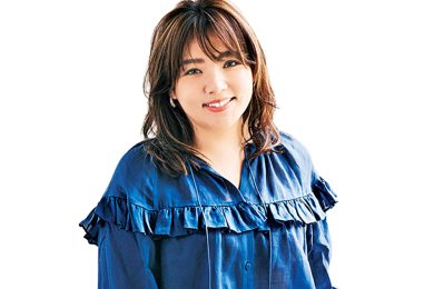 野呂佳代さんの【お腹まわりスッキリ見え】コーデ3選。春トレンドアイテムで実現！