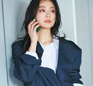 40代の「通勤ジャケット」は“ゆるっと着る”のが今っぽい！〈人気カラー〉3選