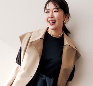 今、40代が“いちばんキレイ見え”するパンツは【スカパン】“垢抜け効果”も抜群！