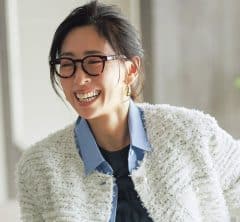 【40代のお仕事コーデ】華やかツイードがオフィスの雰囲気UPに貢献