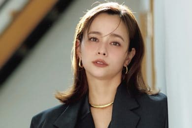 媚びないけど、しなやか。40代こそふさわしい【大人の黒の纏い方】