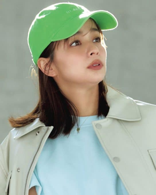 ラクして映える【柄パンツ×カラーコーデ】で長時間の移動だってご機嫌♪