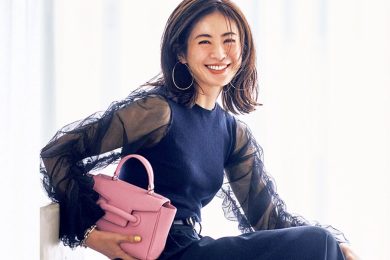 今、もはや黒より洒落る！この春夏は40代に「ネイビー」が大ブーム確定〈4選〉