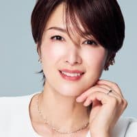 目もと・首もとのシワケアに！吉瀬美智子さんが手放せない【クリーム】