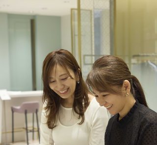 噂の【KASHIYAMA PREMIUM】でSTORYライター2人が初のオーダスーツ体験！