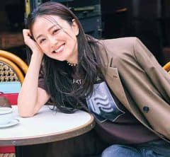 ランチやお出かけに。40代が気張らず華やぐ、【今どきデニムコーデ】3選