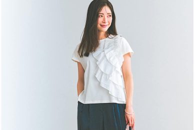 40代は「Tシャツ×パンツ」でも華やぎたい！【盛れる白T】で簡単に〈4選〉