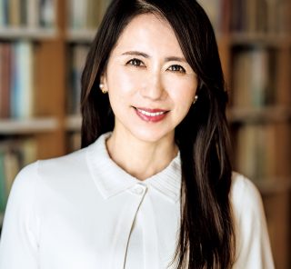 堀井美香さん54歳、メンタル不調から「数日間カプセルホテルに…」更年期の限界ピークの乗り越え方