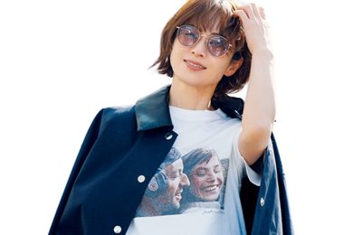 通勤も休日も、レジャーだって上品見え！キレイめ40代の【水色コーデ】3選