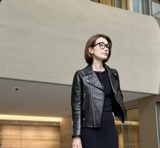 ちょっとだけコスプレ！？公開前から話題の映画『マイケル』の試写会へ