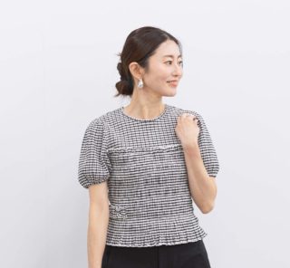 真夏の40代は「ほぼ黒」が正解！【ユニクロ アンド セシリー バンセン】で上品に〈新作コーデ3選〉
