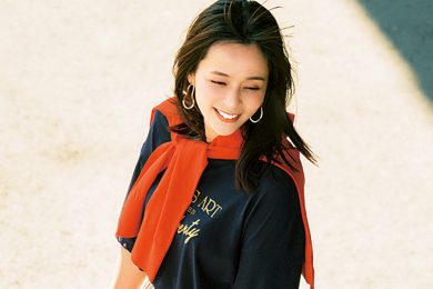 Tシャツでも脱・地味！40代の【初夏スカートコーデ】気張らず華やぐ〈4選〉