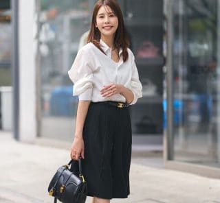 40代の「最旬パンツ」はハーフ丈。「黒」ならキレイめ派も気負わず穿ける！【SNAP3選】