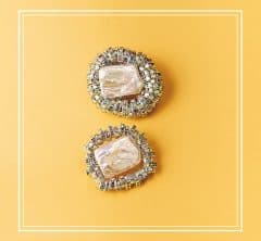 人気スタイリスト達の推し!夏のシンプルコーデを盛り上げる【今どきアクセ】3選