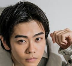 その演技に、目が離せない!黒崎煌代さん(24歳)「40代って楽しくて美味しそうな役がたくさん。 だから、40代を目標に頑張ります!」