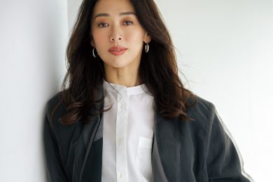 二面性が光る【チュール付きジャケット】で仕事も華やかな席も制す！