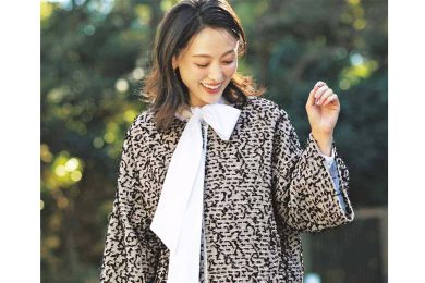 「雨の日」の40代【黒パンツコーデ】5選。裾汚れ対策しつつ、脱・地味見え！