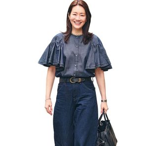 40代が上品＆簡単に華やぐなら、フリルトップス。今夏は“デニム素材”が人気！SNAP