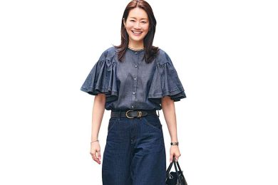 40代が上品＆簡単に華やぐなら、フリルトップス。今夏は“デニム素材”が人気！SNAP