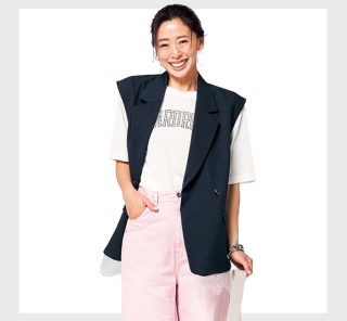 パンツ派40代の「なんか地味…」は、【ジレ、半袖ジャケット】で即解決！