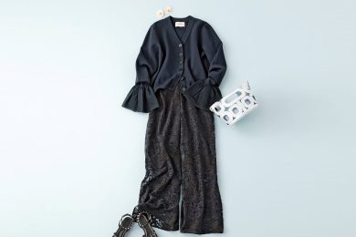 今夏のトレンド「レース＆フリル」、40代はこう着たい！上品に華やぐ黒コーデ〈３選〉