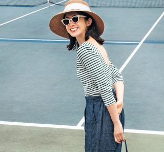 ランチ会や休日お出かけに着映える、40代の「キレイめデニムコーデ」トレンド3選